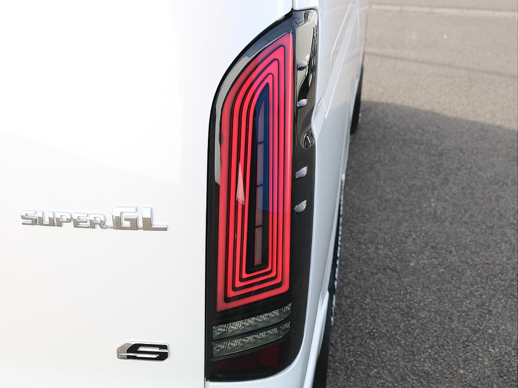 ＦＬＥＸグループは「すべての人に愛車を」をコンセプトに車種別に全国展開中！愛車と一緒に、ライフスタイルを充実させてもらいたいという思いで、ランクル仙台泉店では皆様のご要望になんでもお応えします♪