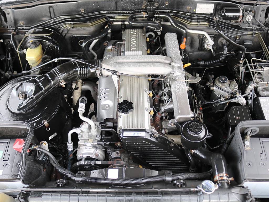 自社認証整備工場完備ですので納車後のカスタム、車検、修理、日々のメンテナンス、など全力でサポートいたします！なんでもお気軽にご相談ください！他店で購入した、お持ち込み車両でも大歓迎ですよ♪