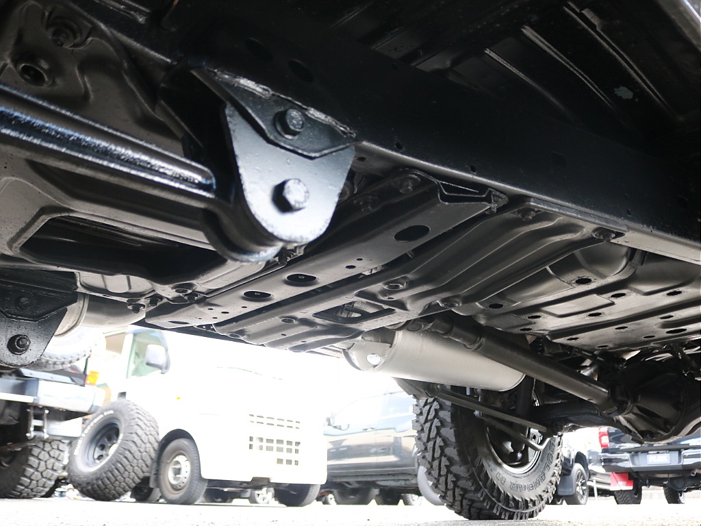 ＦＬＥＸグループは「すべての人に愛車を」をコンセプトに車種別に全国展開中！愛車と一緒に、ライフスタイルを充実させてもらいたいという思いで、ランクル仙台泉店では皆様のご要望になんでもお応えします♪