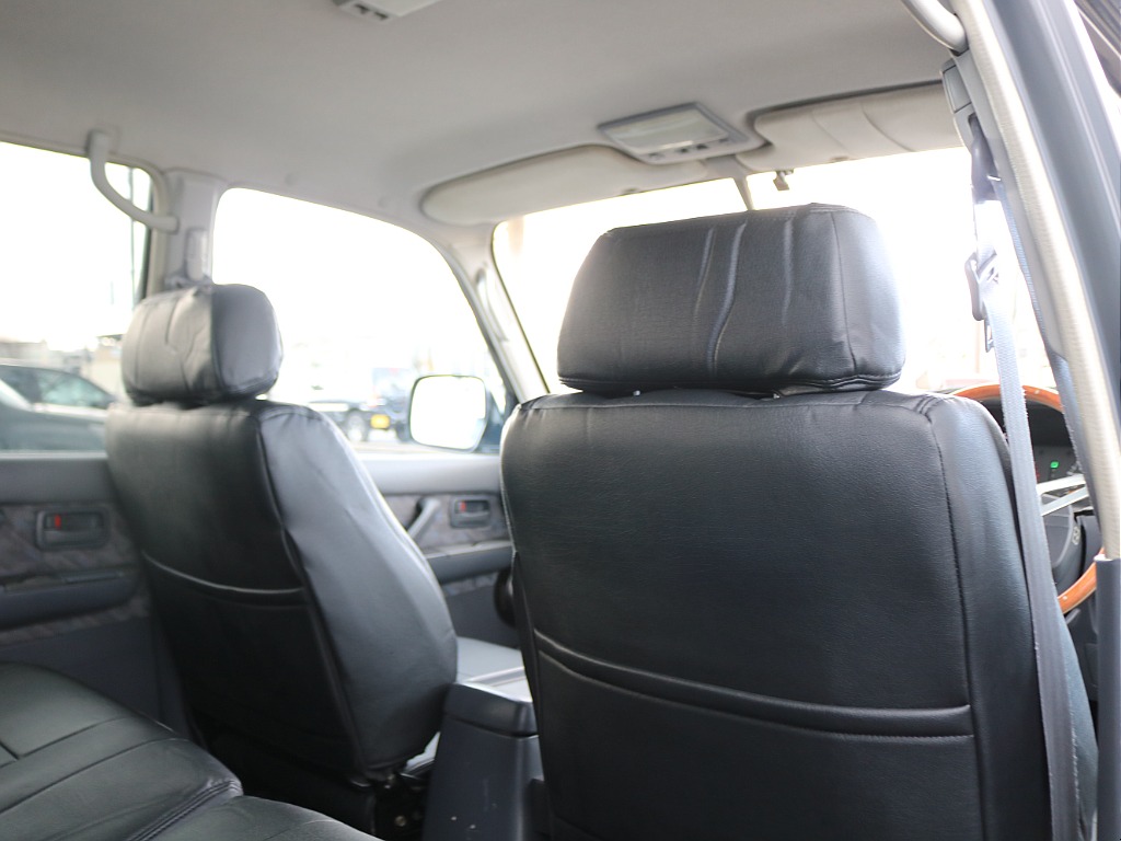 ＦＬＥＸグループは「すべての人に愛車を」をコンセプトに車種別に全国展開中！愛車と一緒に、ライフスタイルを充実させてもらいたいという思いで、ランクル仙台泉店では皆様のご要望になんでもお応えします♪