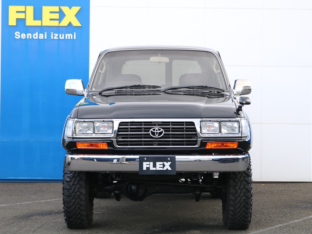 ＦＬＥＸグループは「すべての人に愛車を」をコンセプトに車種別に全国展開中！愛車と一緒に、ライフスタイルを充実させてもらいたいという思いで、ランクル仙台泉店では皆様のご要望になんでもお応えします♪