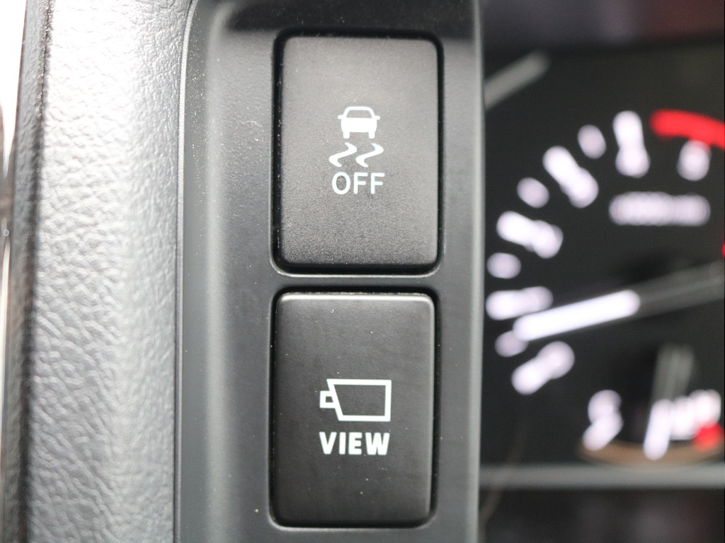 ＦＬＥＸグループは「すべての人に愛車を」をコンセプトに車種別に全国展開中！愛車と一緒に、ライフスタイルを充実させてもらいたいという思いで、ランクル仙台泉店では皆様のご要望になんでもお応えします♪