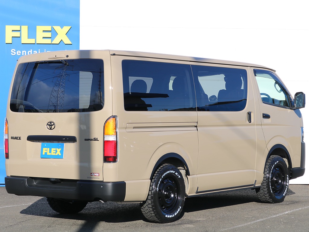 トヨタ ハイエースバン(8枚目)