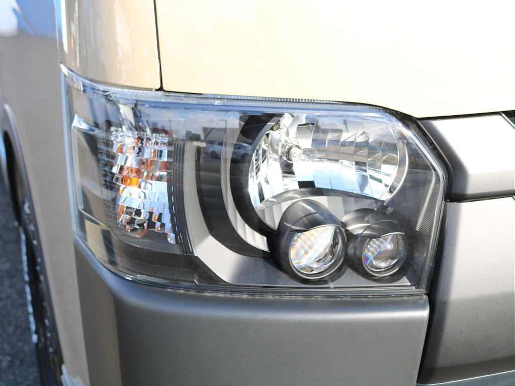 ＦＬＥＸグループは「すべての人に愛車を」をコンセプトに車種別に全国展開中！愛車と一緒に、ライフスタイルを充実させてもらいたいという思いで、ランクル仙台泉店では皆様のご要望になんでもお応えします♪