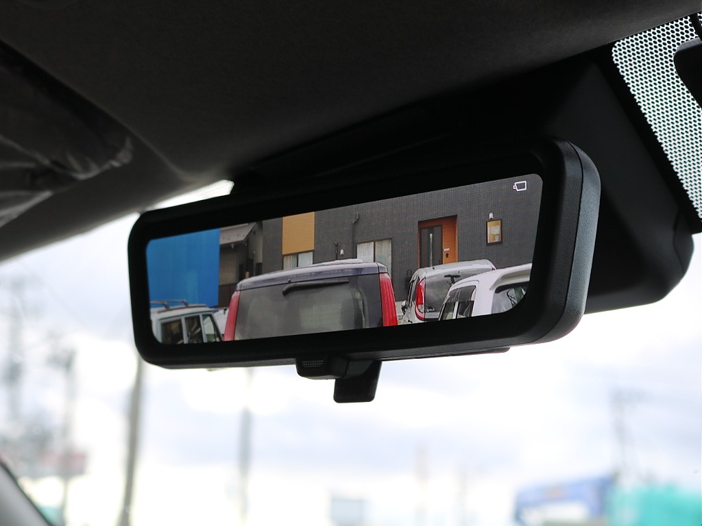 ＦＬＥＸグループは「すべての人に愛車を」をコンセプトに車種別に全国展開中！愛車と一緒に、ライフスタイルを充実させてもらいたいという思いで、ランクル仙台泉店では皆様のご要望になんでもお応えします♪