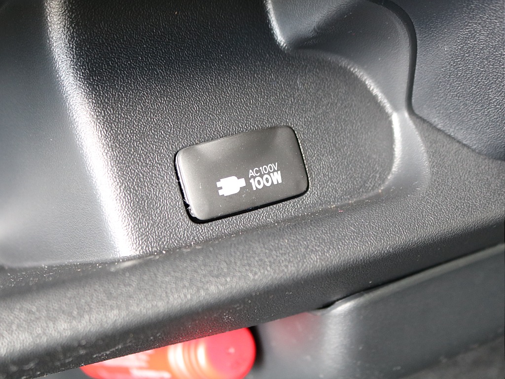 ＦＬＥＸグループは「すべての人に愛車を」をコンセプトに車種別に全国展開中！愛車と一緒に、ライフスタイルを充実させてもらいたいという思いで、ランクル仙台泉店では皆様のご要望になんでもお応えします♪