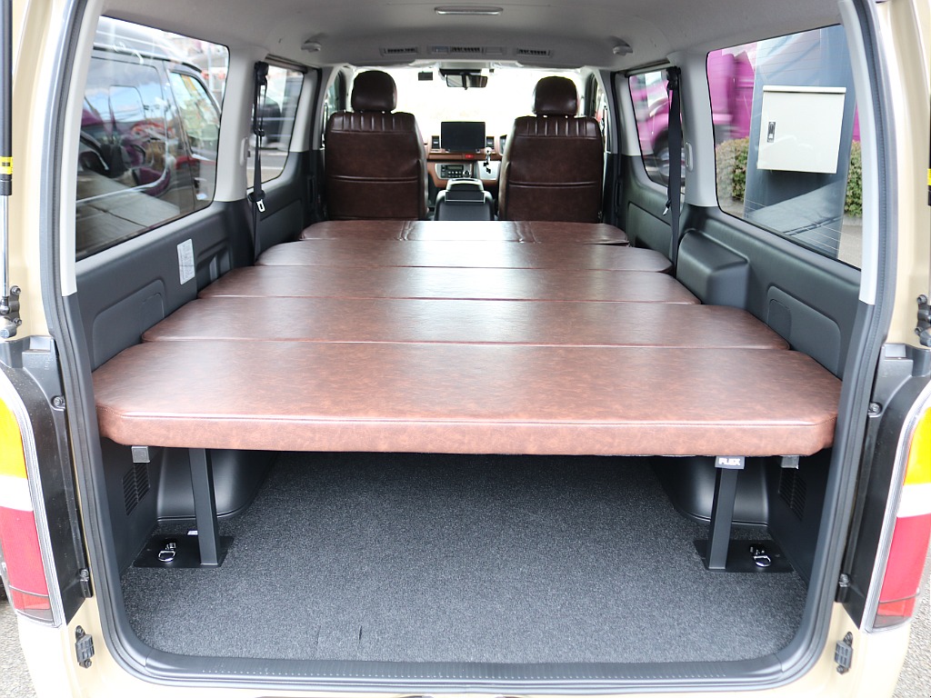 トヨタ&nbsp;ハイエースバン&nbsp;5ドアバン2.8DT スーパーGLロング 4WD&nbsp;【アースカラーパッケージ】【BIGXナビ】&nbsp;宮城県の詳細画像&nbsp;その9