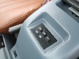 ＦＬＥＸグループは「すべての人に愛車を」をコンセプトに車種別に全国展開中！愛車と一緒に、ライフスタイルを充実させてもらいたいという思いで、ランクル仙台泉店では皆様のご要望になんでもお応えします♪