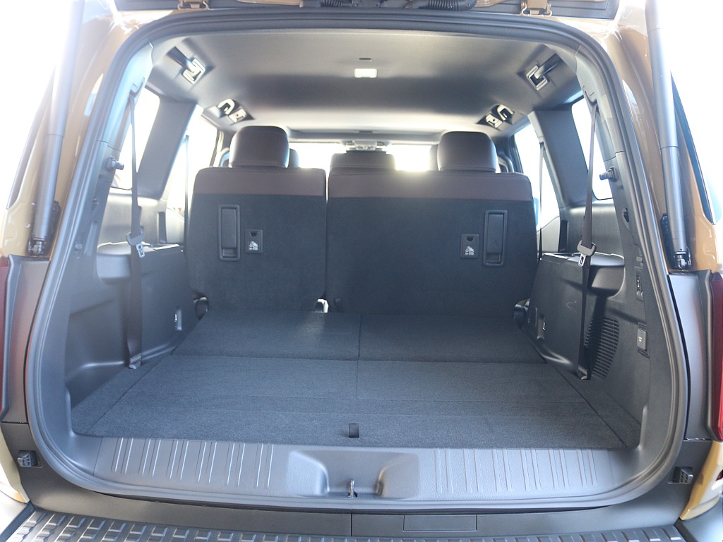 ＦＬＥＸグループは「すべての人に愛車を」をコンセプトに車種別に全国展開中！愛車と一緒に、ライフスタイルを充実させてもらいたいという思いで、ランクル仙台泉店では皆様のご要望になんでもお応えします♪