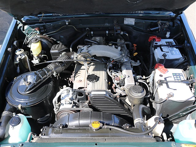 当店の在庫車は全て車輌検査専門会社である第三者機関（株）ＡＩＳ、日本自動車鑑定協会（ＪＡＡＡ）にて１台１台、必ず二重の車輌チェックを実施しております。修復歴有りの車の無断販売はいたしません。