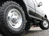 当店の在庫車は全て車輌検査専門会社である第三者機関（株）ＡＩＳ、日本自動車鑑定協会（ＪＡＡＡ）にて１台１台、必ず二重の車輌チェックを実施しております。修復歴有りの車の無断販売はいたしません。