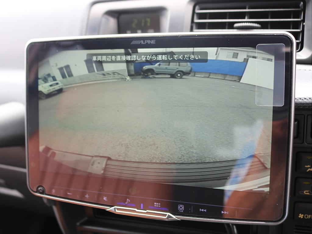 ＦＬＥＸグループは「すべての人に愛車を」をコンセプトに車種別に全国展開中！愛車と一緒に、ライフスタイルを充実させてもらいたいという思いで、ランクル仙台泉店では皆様のご要望になんでもお応えします♪