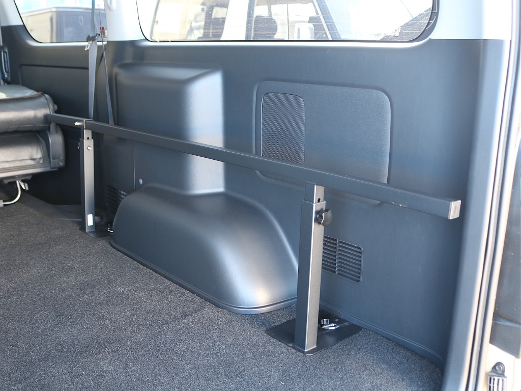 ＦＬＥＸグループは「すべての人に愛車を」をコンセプトに車種別に全国展開中！愛車と一緒に、ライフスタイルを充実させてもらいたいという思いで、ランクル仙台泉店では皆様のご要望になんでもお応えします♪