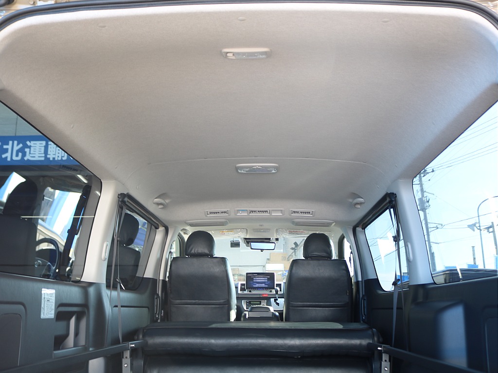 ＦＬＥＸグループは「すべての人に愛車を」をコンセプトに車種別に全国展開中！愛車と一緒に、ライフスタイルを充実させてもらいたいという思いで、ランクル仙台泉店では皆様のご要望になんでもお応えします♪