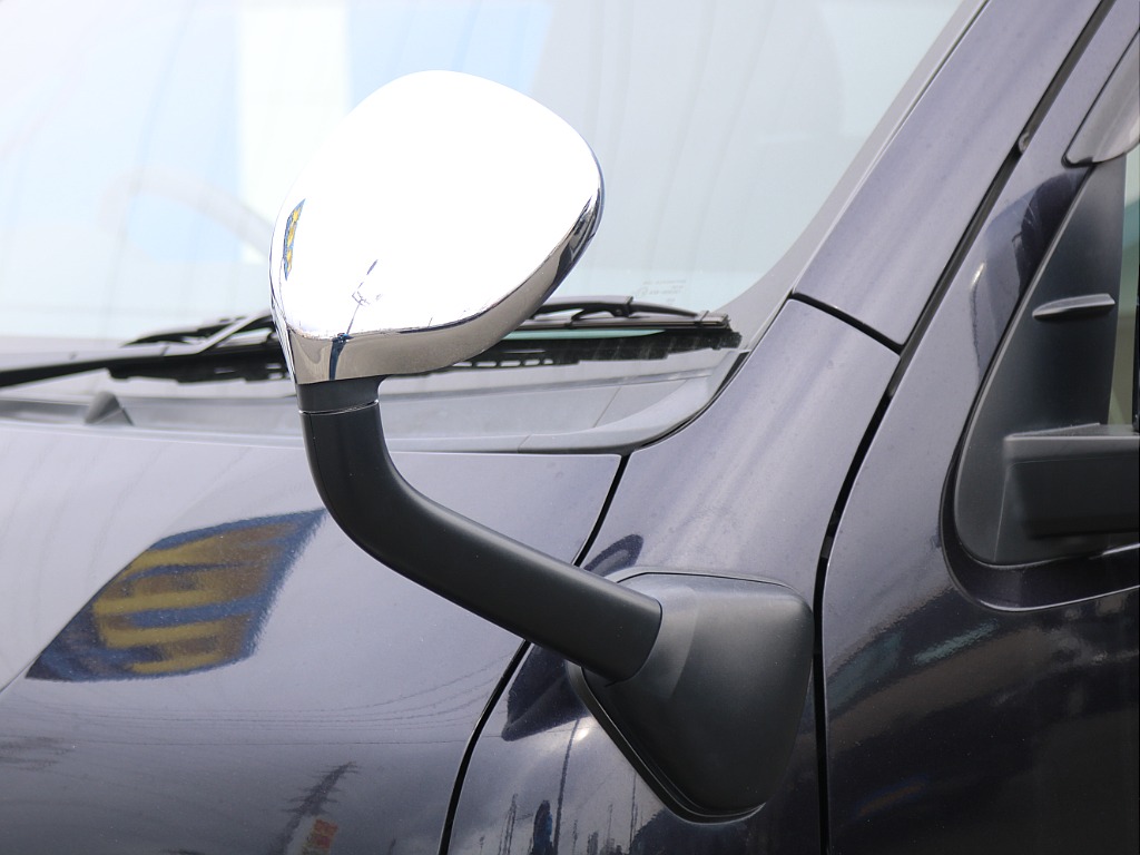 トヨタ ハイエースバン(12枚目)