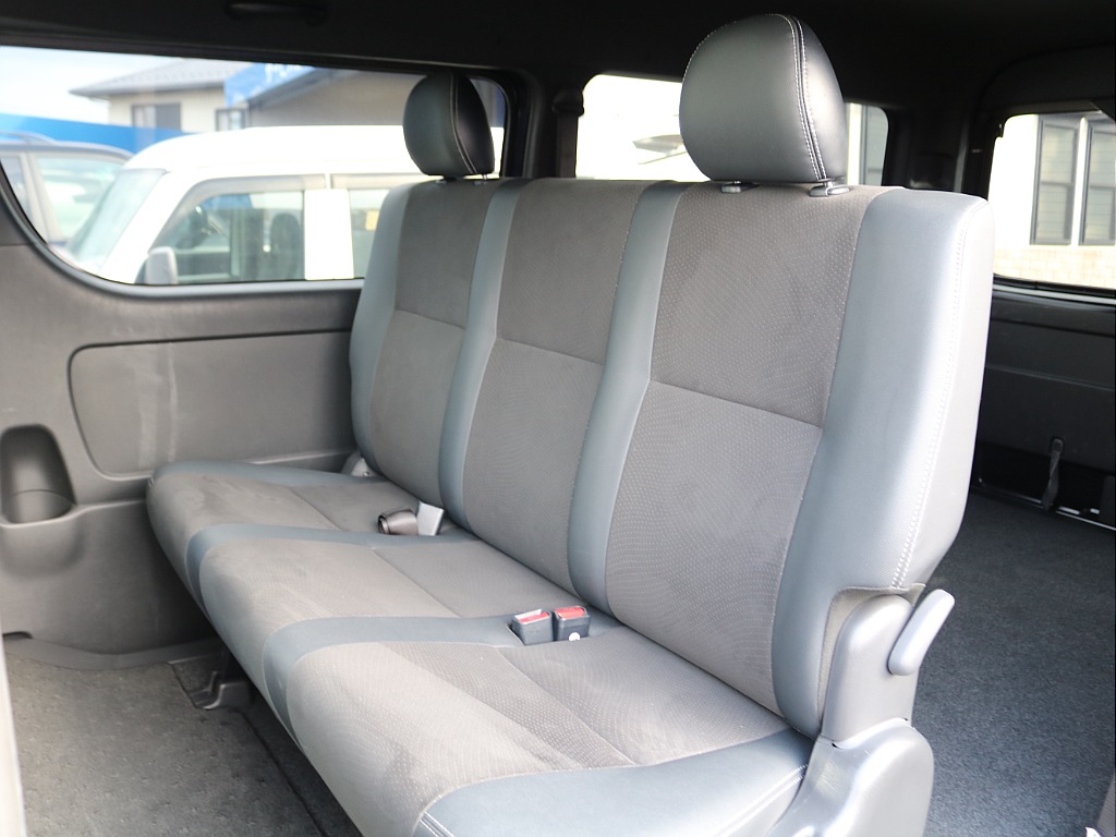 ＦＬＥＸグループは「すべての人に愛車を」をコンセプトに車種別に全国展開中！愛車と一緒に、ライフスタイルを充実させてもらいたいという思いで、ランクル仙台泉店では皆様のご要望になんでもお応えします♪