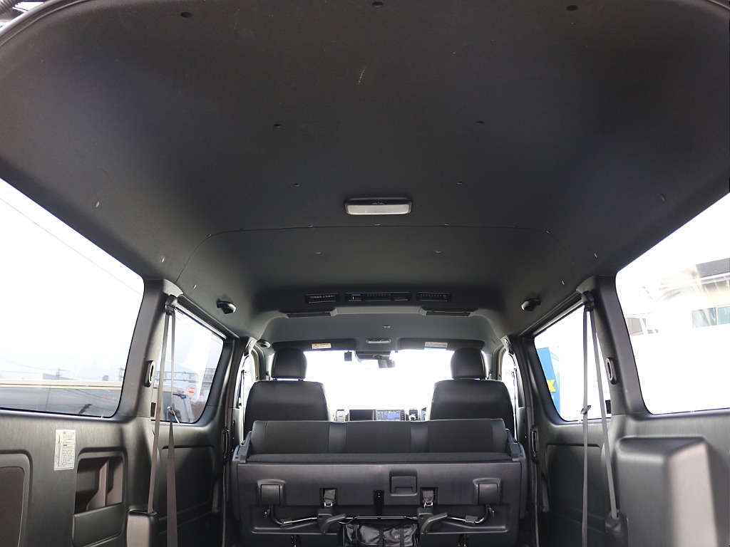 ＦＬＥＸグループは「すべての人に愛車を」をコンセプトに車種別に全国展開中！愛車と一緒に、ライフスタイルを充実させてもらいたいという思いで、ランクル仙台泉店では皆様のご要望になんでもお応えします♪