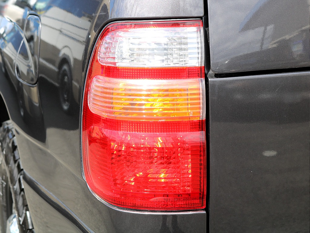 ＦＬＥＸグループは「すべての人に愛車を」をコンセプトに車種別に全国展開中！愛車と一緒に、ライフスタイルを充実させてもらいたいという思いで、ランクル仙台泉店では皆様のご要望になんでもお応えします♪