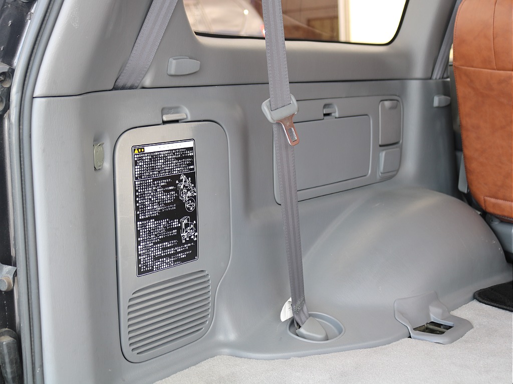 ＦＬＥＸグループは「すべての人に愛車を」をコンセプトに車種別に全国展開中！愛車と一緒に、ライフスタイルを充実させてもらいたいという思いで、ランクル仙台泉店では皆様のご要望になんでもお応えします♪