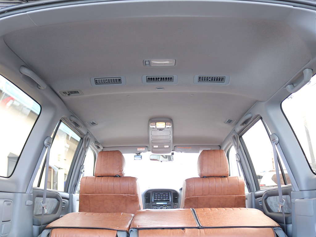 ＦＬＥＸグループは「すべての人に愛車を」をコンセプトに車種別に全国展開中！愛車と一緒に、ライフスタイルを充実させてもらいたいという思いで、ランクル仙台泉店では皆様のご要望になんでもお応えします♪