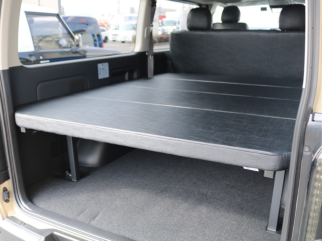 TYPE2ベッドキットは4分割仕様ですので女性でも簡単に脱着できます♪