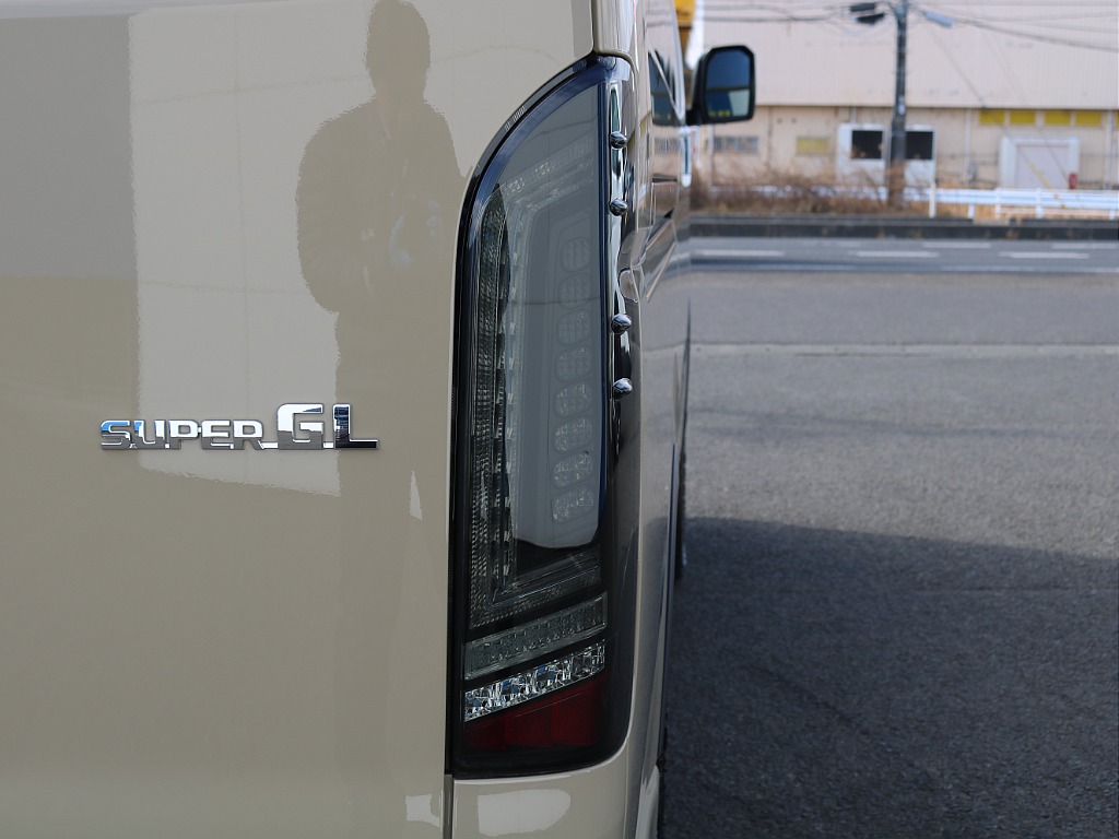 プレステージLEDテールランプを装着済みです♪