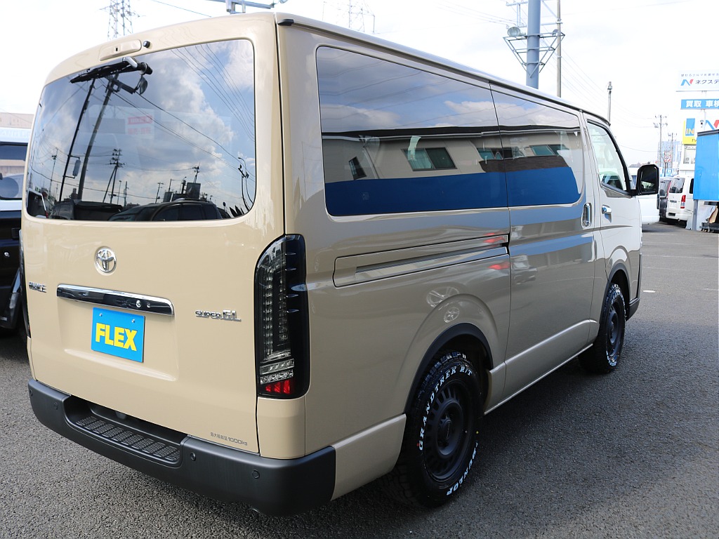 ＦＬＥＸグループは「すべての人に愛車を」をコンセプトに車種別に全国展開中！愛車と一緒に、ライフスタイルを充実させてもらいたいという思いで、ランクル仙台泉店では皆様のご要望になんでもお応えします♪