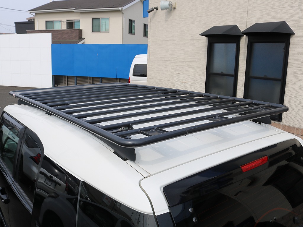 ＦＬＥＸグループは「すべての人に愛車を」をコンセプトに車種別に全国展開中！愛車と一緒に、ライフスタイルを充実させてもらいたいという思いで、ランクル仙台泉店では皆様のご要望になんでもお応えします♪