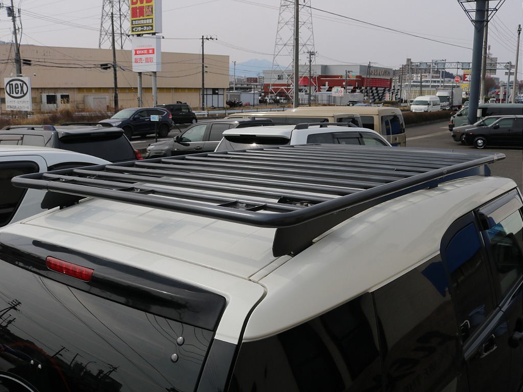 ＦＬＥＸグループは「すべての人に愛車を」をコンセプトに車種別に全国展開中！愛車と一緒に、ライフスタイルを充実させてもらいたいという思いで、ランクル仙台泉店では皆様のご要望になんでもお応えします♪