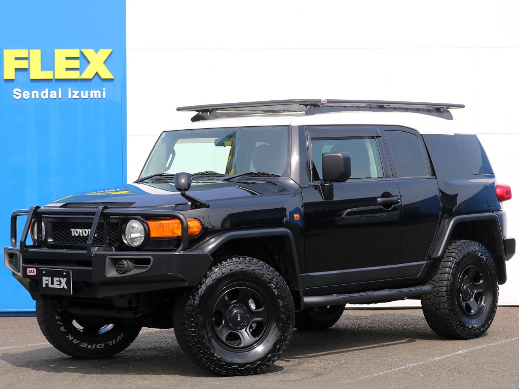 買取入庫！！平成23年式FJクルーザー！！人気のトレイル仕様で大人気カスタム満載な車両をご紹介♪