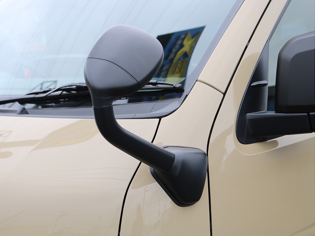 ＦＬＥＸグループは「すべての人に愛車を」をコンセプトに車種別に全国展開中！愛車と一緒に、ライフスタイルを充実させてもらいたいという思いで、ランクル仙台泉店では皆様のご要望になんでもお応えします♪