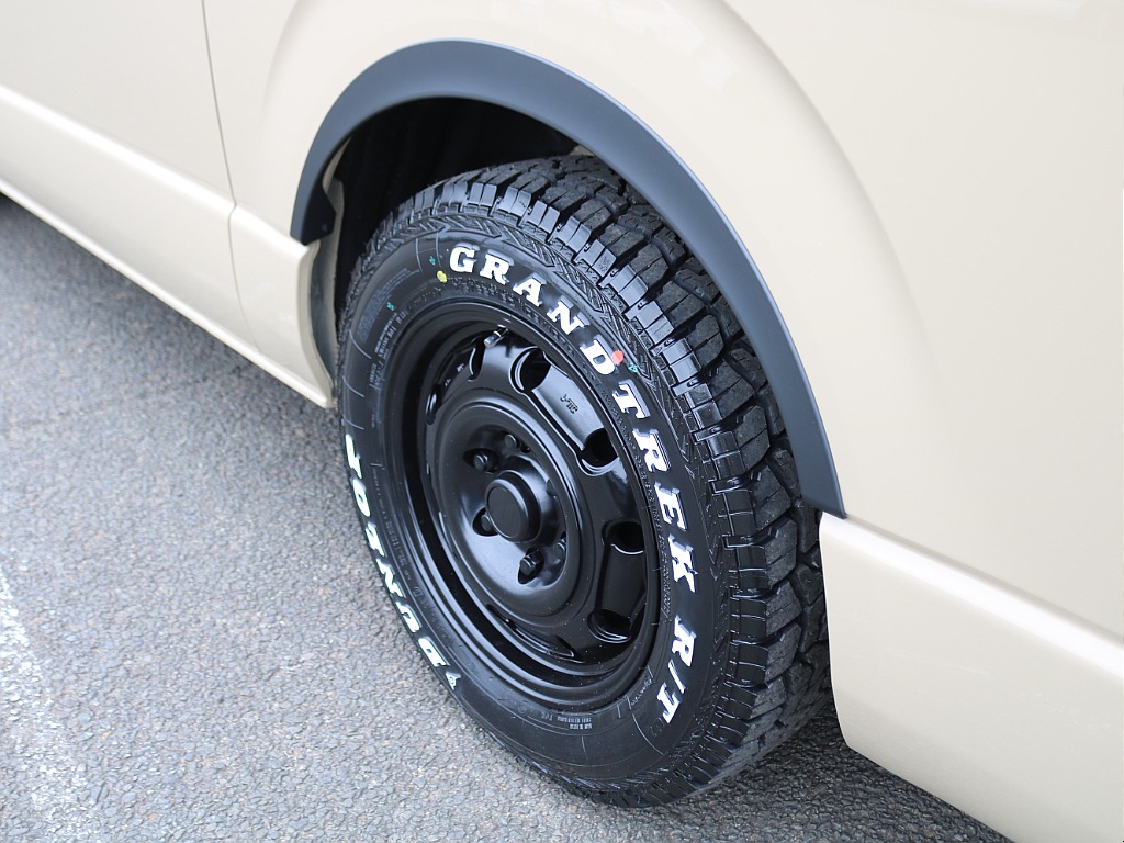 ＦＬＥＸグループは「すべての人に愛車を」をコンセプトに車種別に全国展開中！愛車と一緒に、ライフスタイルを充実させてもらいたいという思いで、ランクル仙台泉店では皆様のご要望になんでもお応えします♪