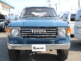 ＦＬＥＸグループは「すべての人に愛車を」をコンセプトに車種別に全国展開中！愛車と一緒に、ライフスタイルを充実させてもらいたいという思いで、ランクル仙台泉店では皆様のご要望になんでもお応えします♪