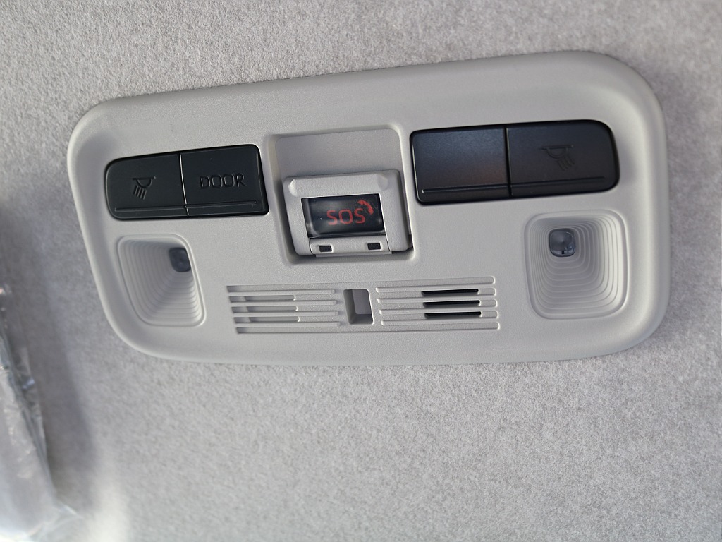 ＦＬＥＸグループは「すべての人に愛車を」をコンセプトに車種別に全国展開中！愛車と一緒に、ライフスタイルを充実させてもらいたいという思いで、ランクル仙台泉店では皆様のご要望になんでもお応えします♪