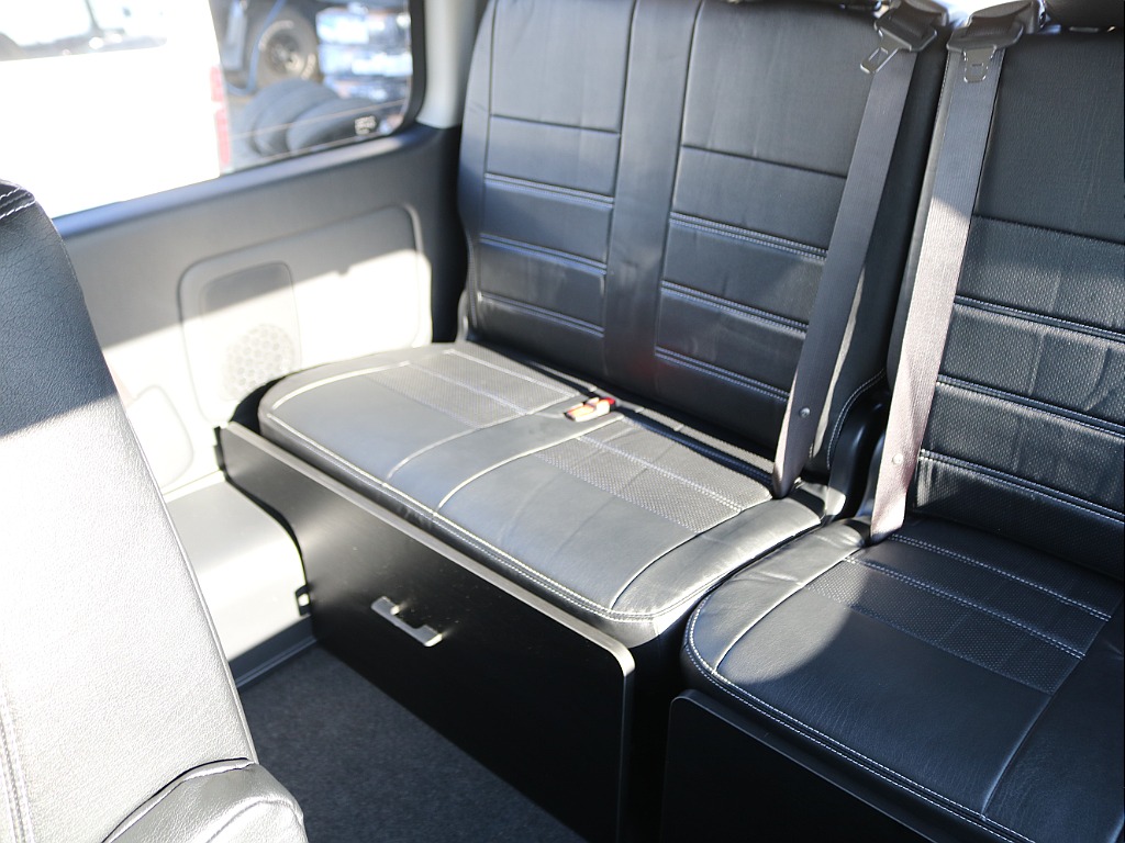 ＦＬＥＸグループは「すべての人に愛車を」をコンセプトに車種別に全国展開中！愛車と一緒に、ライフスタイルを充実させてもらいたいという思いで、ランクル仙台泉店では皆様のご要望になんでもお応えします♪