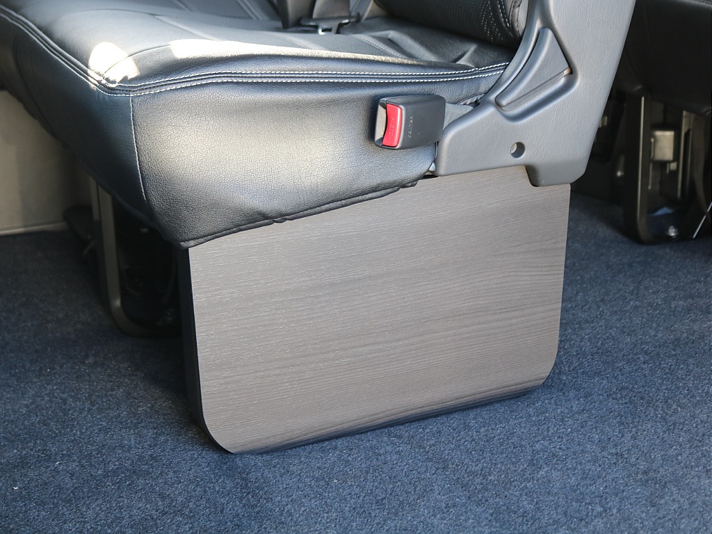 ＦＬＥＸグループは「すべての人に愛車を」をコンセプトに車種別に全国展開中！愛車と一緒に、ライフスタイルを充実させてもらいたいという思いで、ランクル仙台泉店では皆様のご要望になんでもお応えします♪