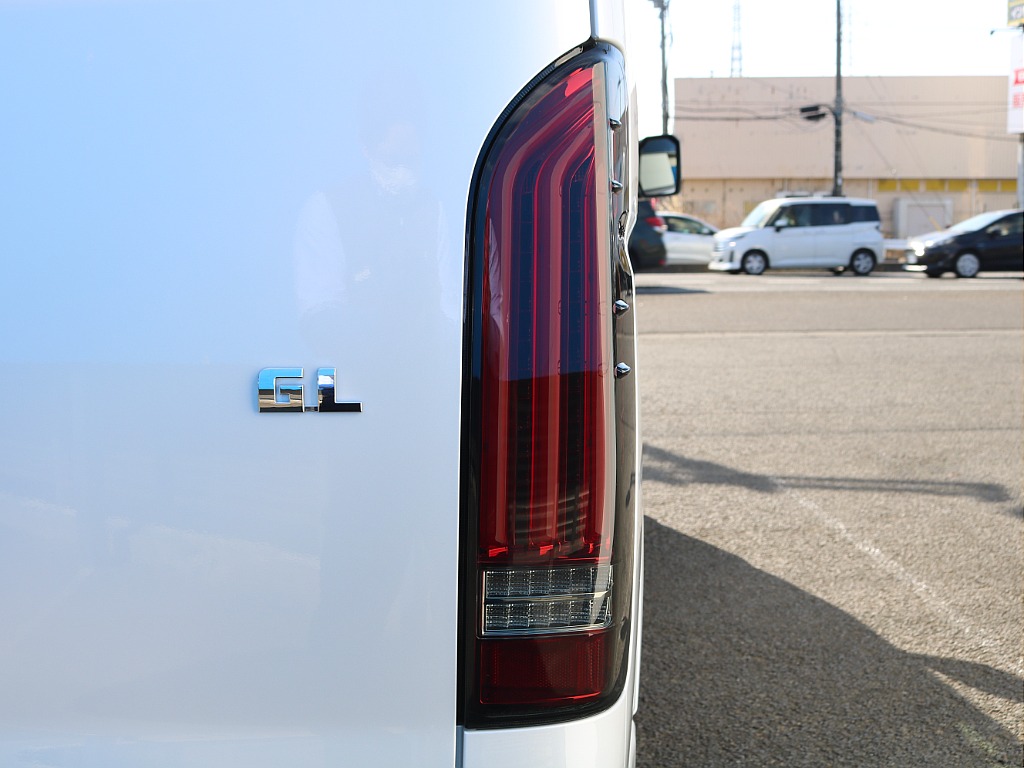 ＦＬＥＸグループは「すべての人に愛車を」をコンセプトに車種別に全国展開中！愛車と一緒に、ライフスタイルを充実させてもらいたいという思いで、ランクル仙台泉店では皆様のご要望になんでもお応えします♪