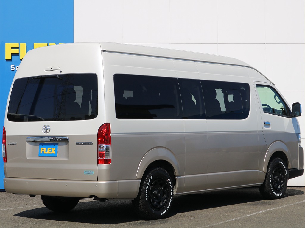 実際にご来店が難しい、遠方にお住まいのお客様もご安心ください！お電話やメールにてお車のご説明、ご覧になりたい箇所の追加画像、お見積書の郵送、と当店スタッフが丁寧に対応させていただきます♪