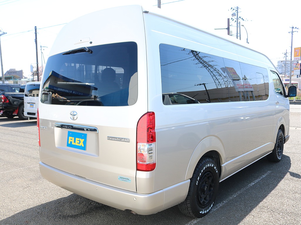 ＦＬＥＸグループは「すべての人に愛車を」をコンセプトに車種別に全国展開中！愛車と一緒に、ライフスタイルを充実させてもらいたいという思いで、ランクル仙台泉店では皆様のご要望になんでもお応えします♪