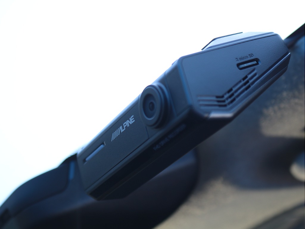 ＦＬＥＸグループは「すべての人に愛車を」をコンセプトに車種別に全国展開中！愛車と一緒に、ライフスタイルを充実させてもらいたいという思いで、ランクル仙台泉店では皆様のご要望になんでもお応えします♪