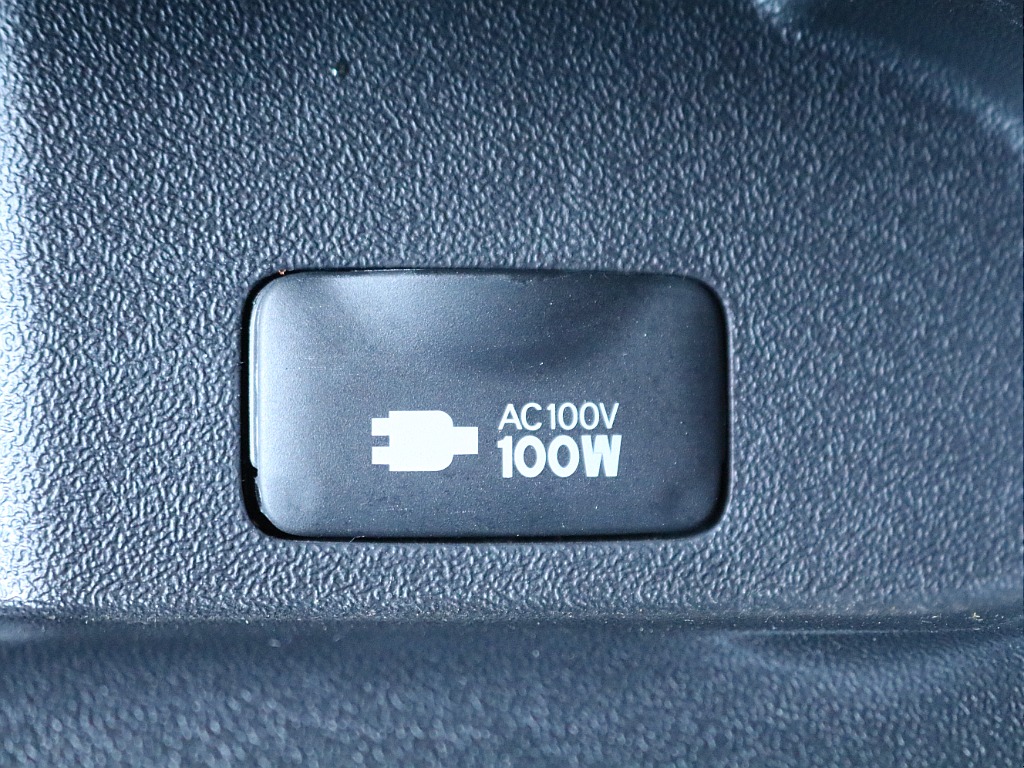 ＦＬＥＸグループは「すべての人に愛車を」をコンセプトに車種別に全国展開中！愛車と一緒に、ライフスタイルを充実させてもらいたいという思いで、ランクル仙台泉店では皆様のご要望になんでもお応えします♪