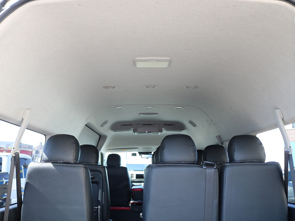 ＦＬＥＸグループは「すべての人に愛車を」をコンセプトに車種別に全国展開中！愛車と一緒に、ライフスタイルを充実させてもらいたいという思いで、ランクル仙台泉店では皆様のご要望になんでもお応えします♪