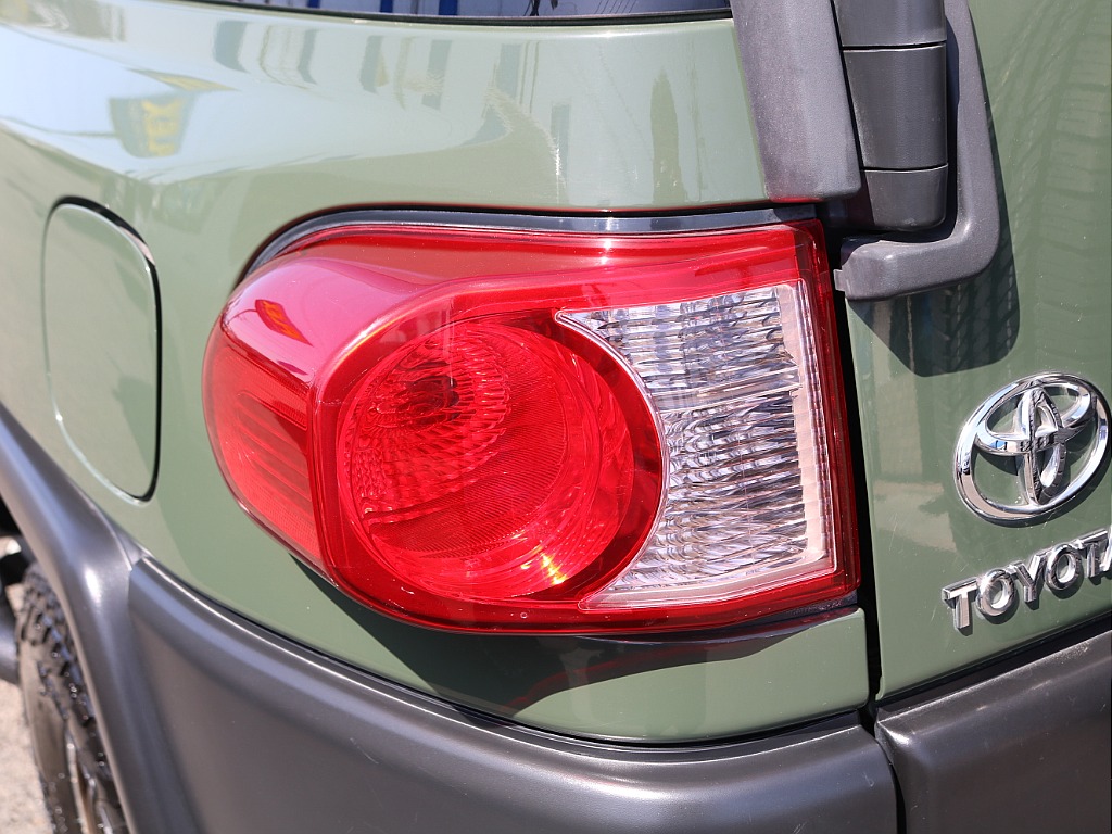 ＦＬＥＸグループは「すべての人に愛車を」をコンセプトに車種別に全国展開中！愛車と一緒に、ライフスタイルを充実させてもらいたいという思いで、ランクル仙台泉店では皆様のご要望になんでもお応えします♪