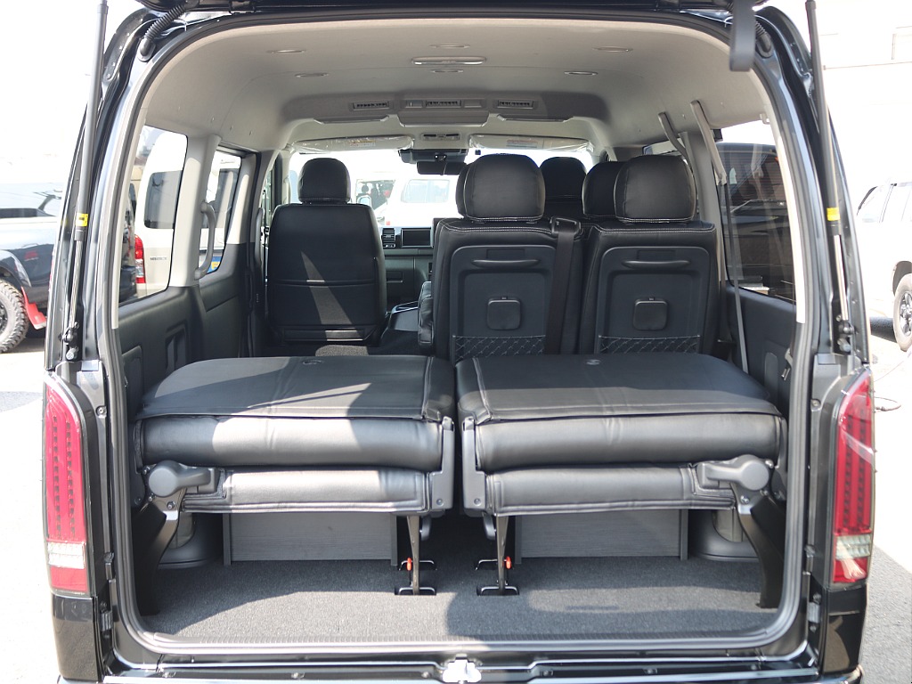 ＦＬＥＸグループは「すべての人に愛車を」をコンセプトに車種別に全国展開中！愛車と一緒に、ライフスタイルを充実させてもらいたいという思いで、ランクル仙台泉店では皆様のご要望になんでもお応えします♪