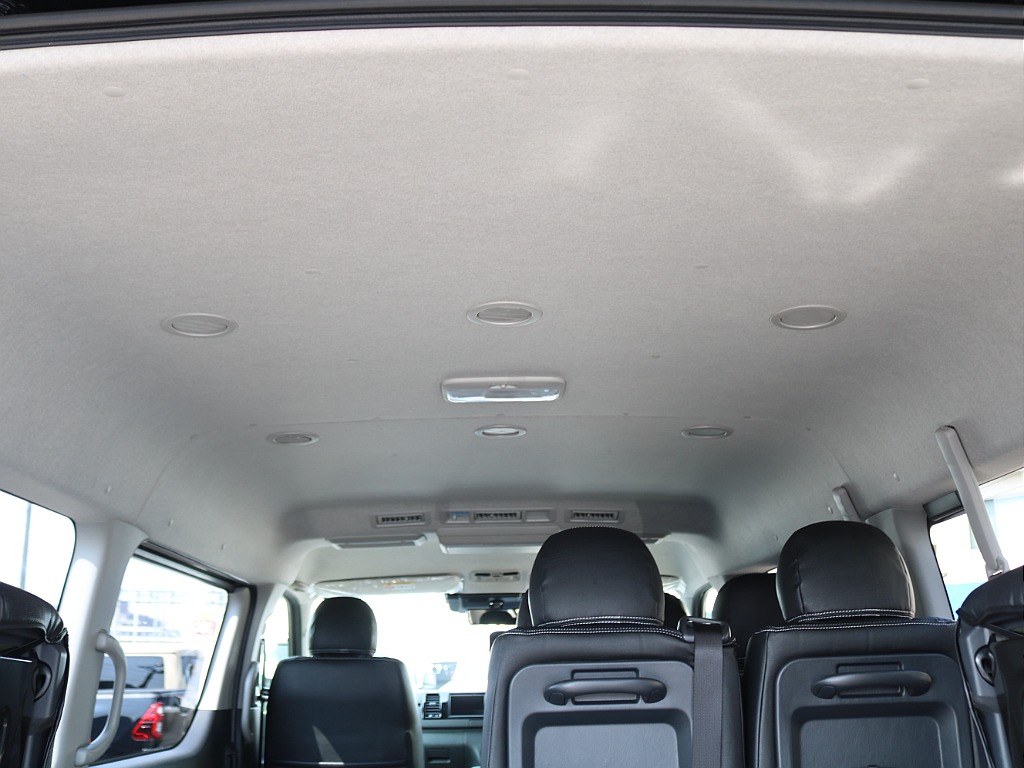 ＦＬＥＸグループは「すべての人に愛車を」をコンセプトに車種別に全国展開中！愛車と一緒に、ライフスタイルを充実させてもらいたいという思いで、ランクル仙台泉店では皆様のご要望になんでもお応えします♪