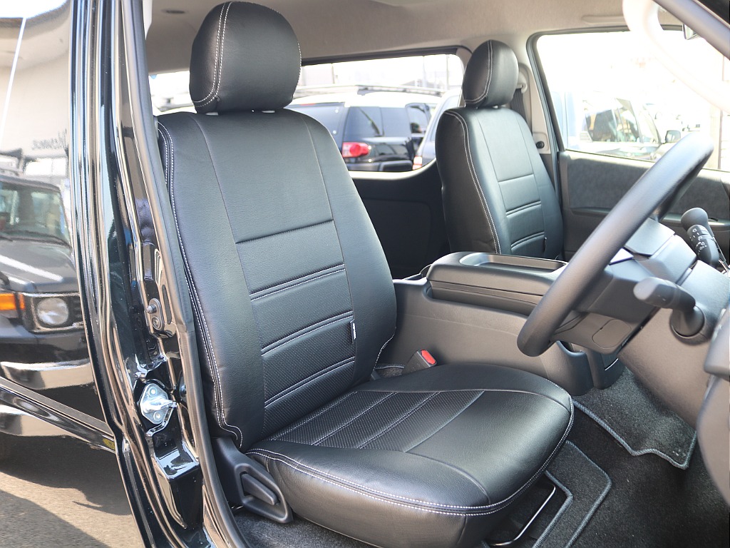 ＦＬＥＸグループは「すべての人に愛車を」をコンセプトに車種別に全国展開中！愛車と一緒に、ライフスタイルを充実させてもらいたいという思いで、ランクル仙台泉店では皆様のご要望になんでもお応えします♪