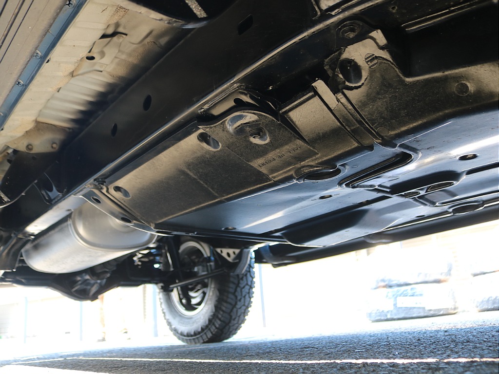 ＦＬＥＸグループは「すべての人に愛車を」をコンセプトに車種別に全国展開中！愛車と一緒に、ライフスタイルを充実させてもらいたいという思いで、ランクル仙台泉店では皆様のご要望になんでもお応えします♪