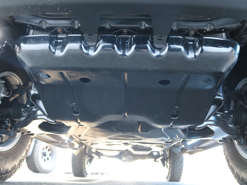 ＦＬＥＸグループは「すべての人に愛車を」をコンセプトに車種別に全国展開中！愛車と一緒に、ライフスタイルを充実させてもらいたいという思いで、ランクル仙台泉店では皆様のご要望になんでもお応えします♪