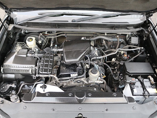 ＦＬＥＸグループは「すべての人に愛車を」をコンセプトに車種別に全国展開中！愛車と一緒に、ライフスタイルを充実させてもらいたいという思いで、ランクル仙台泉店では皆様のご要望になんでもお応えします♪