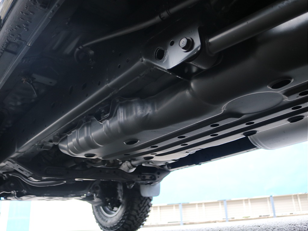 ＦＬＥＸグループは「すべての人に愛車を」をコンセプトに車種別に全国展開中！愛車と一緒に、ライフスタイルを充実させてもらいたいという思いで、ランクル仙台泉店では皆様のご要望になんでもお応えします♪